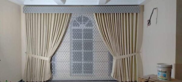 Double sided romani adn wifi curtains - Image 2